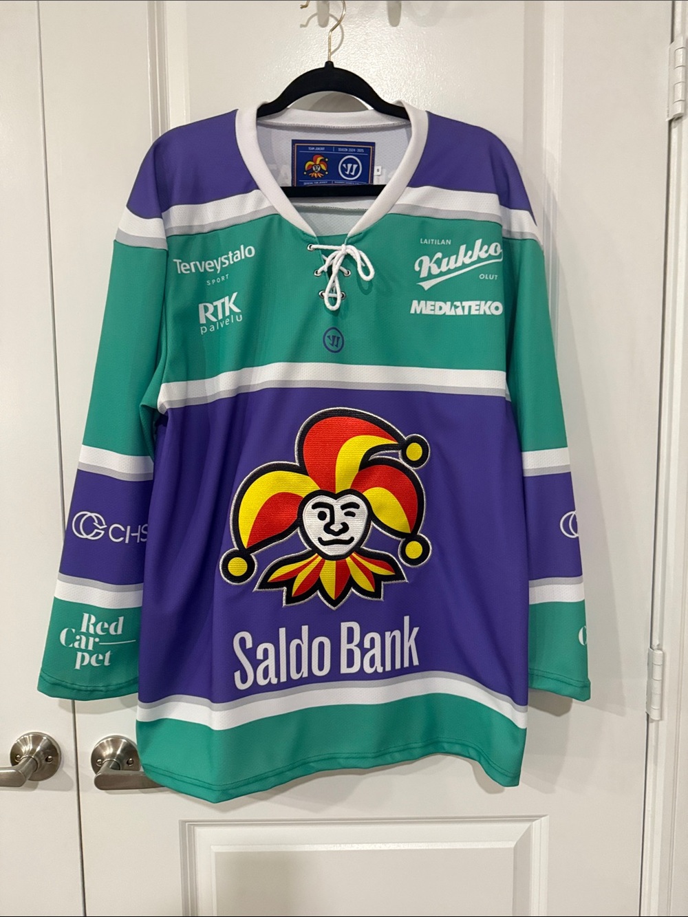 Helsinki Finland Team Jokerit size S Official Fan Jersey